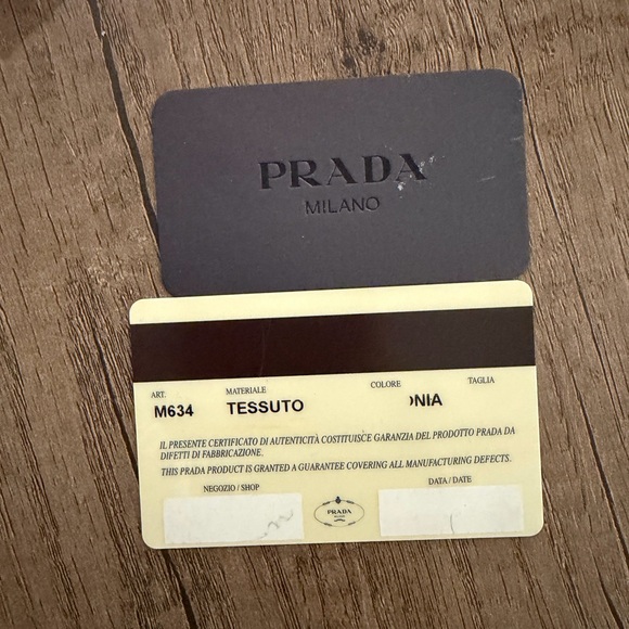 Prada Pink Tri-Fold Wallet - Picture 9 of 9